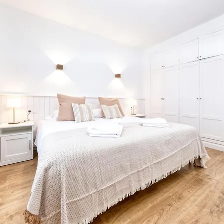 Ocean Front Oasis Apartment