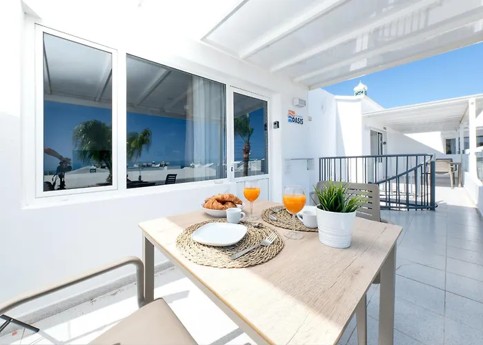 Ocean Front Oasis * Puerto del Carmen (Lanzarote)